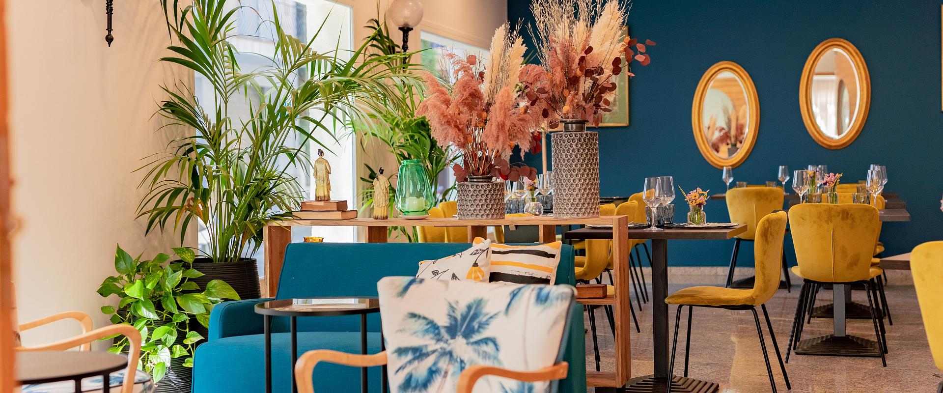 Restaurant - cafétéria de l'Hotel Aubi