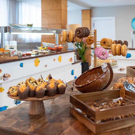 Petit-déjeuner buffet