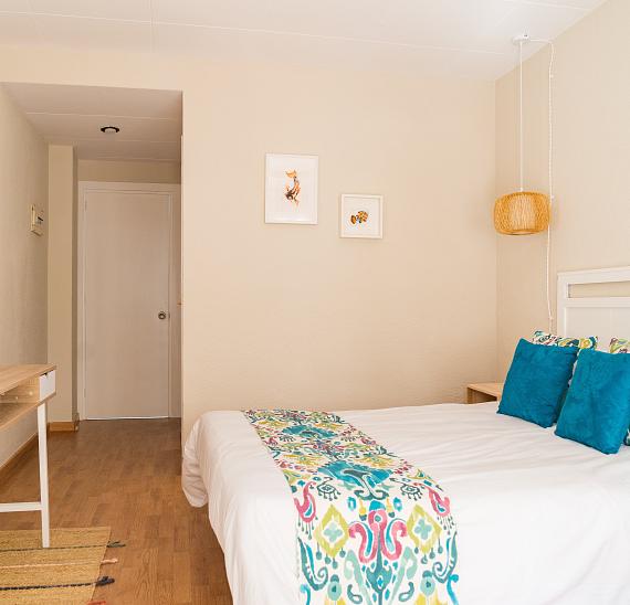 Chambre Standard avec Balcon Lit Double